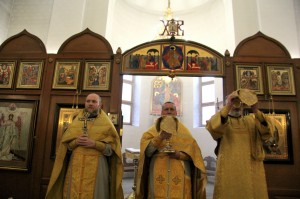 В Богоявленском мужском монастыре города Челябинска совершили Божественную Литургию., 